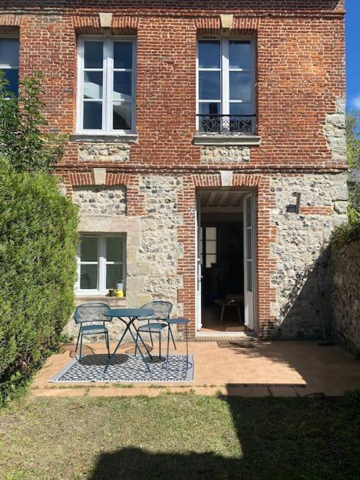 Loft/Jardin Et Parking : Le Petit Clos Bourdet Honfleur Exterior foto