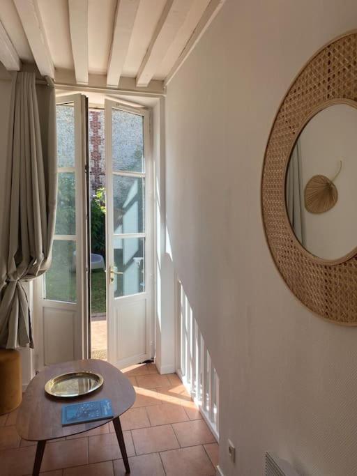 Loft/Jardin Et Parking : Le Petit Clos Bourdet Honfleur Exterior foto
